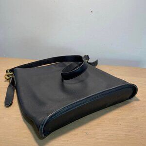 Coach Vintage Shoulder Purse H7C-9806